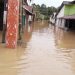 Ribuan Orang Mengungsi Ekses Banjir Sulawesi dan Kalimantan