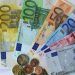 Euro ke Posisi Terendah, Dolar Merekah