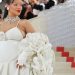 Met Gala 2023: Rihanna Tampil Cemerlang dengan Gaun Bunga Kamelia